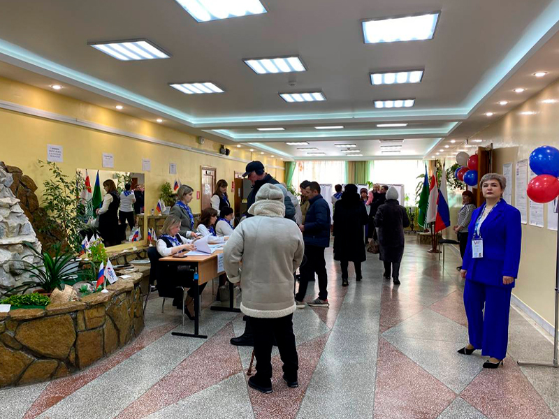 За ходом голосования в Югре следят более 1700 общественных наблюдателей.