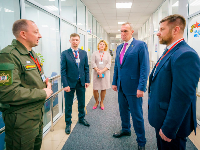 Оценил комплексное сопровождение участников СВО и их семей. Оценил комплексное сопровождение участников СВО и их семей.